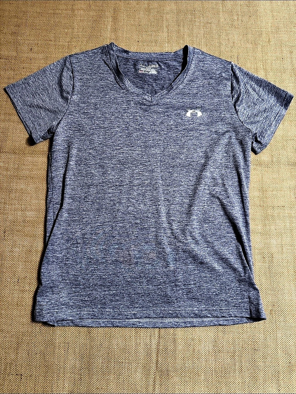 Under Armour womens Performance Tee Blue Size XL Like New